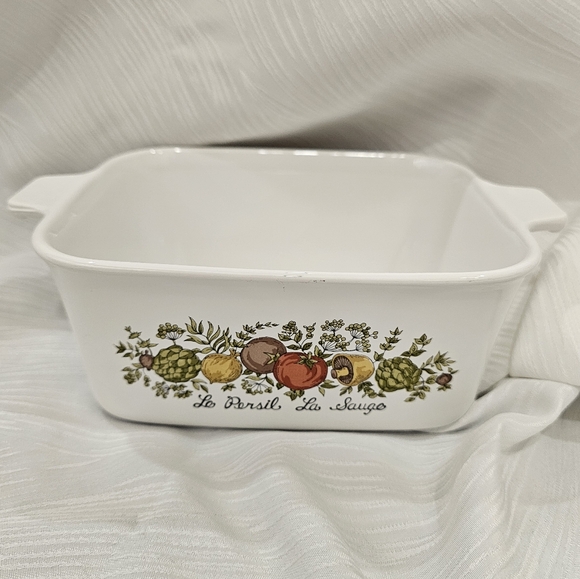 Corningware Other - Vintage CorningWare P-4-B casserole dish 60s/70s EXCELLENT Condition